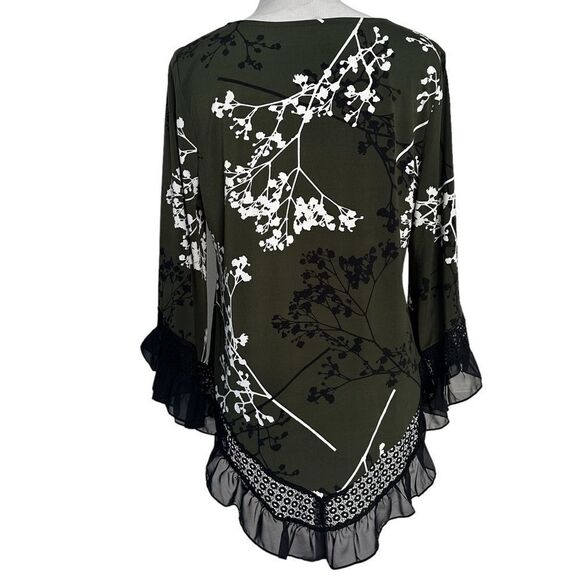 Flowy Green Floral Y2K Fairycore Whimsical Wide Long Bell Sleeve Goth Blouse Top - Picture 3 of 8
